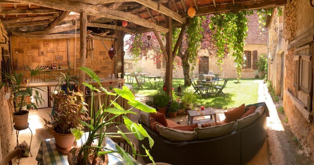 La Maison Magique Saint-Chamassy Ngoại thất bức ảnh